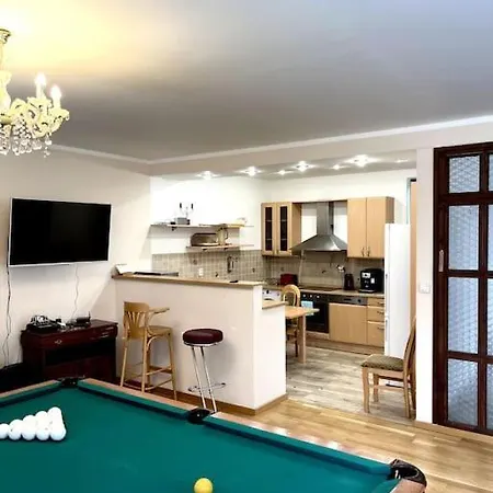 By The Creek Villa Žlutice